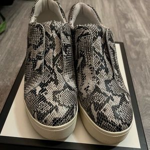 J SLIDES snake
